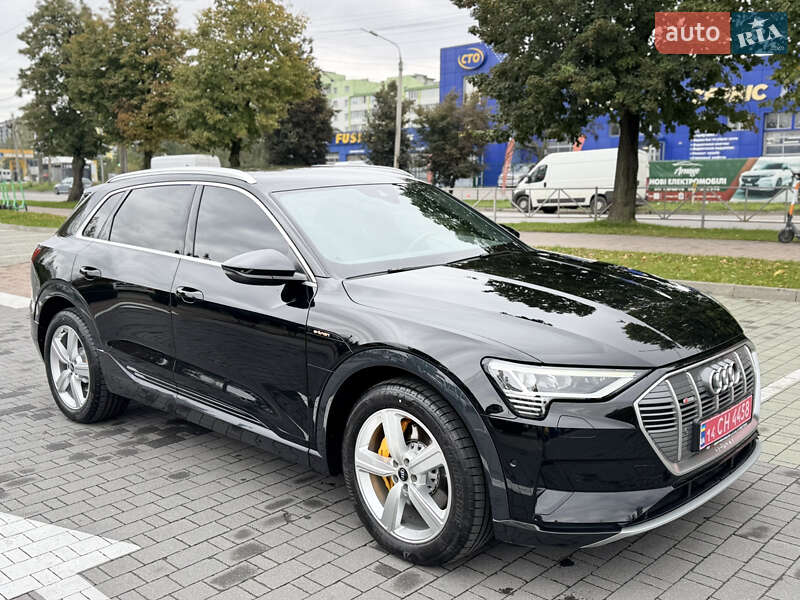 Внедорожник / Кроссовер Audi e-tron 2023 в Хмельницком