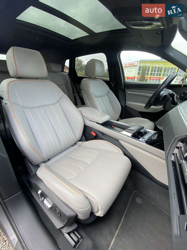 Внедорожник / Кроссовер Audi e-tron 2019 в Ивано-Франковске