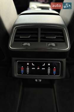 Внедорожник / Кроссовер Audi e-tron 2019 в 
