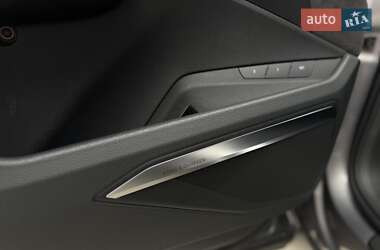 Внедорожник / Кроссовер Audi e-tron 2019 в 
