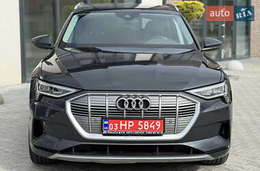 Внедорожник / Кроссовер Audi e-tron 2020 в 