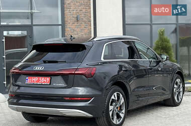 Внедорожник / Кроссовер Audi e-tron 2020 в 