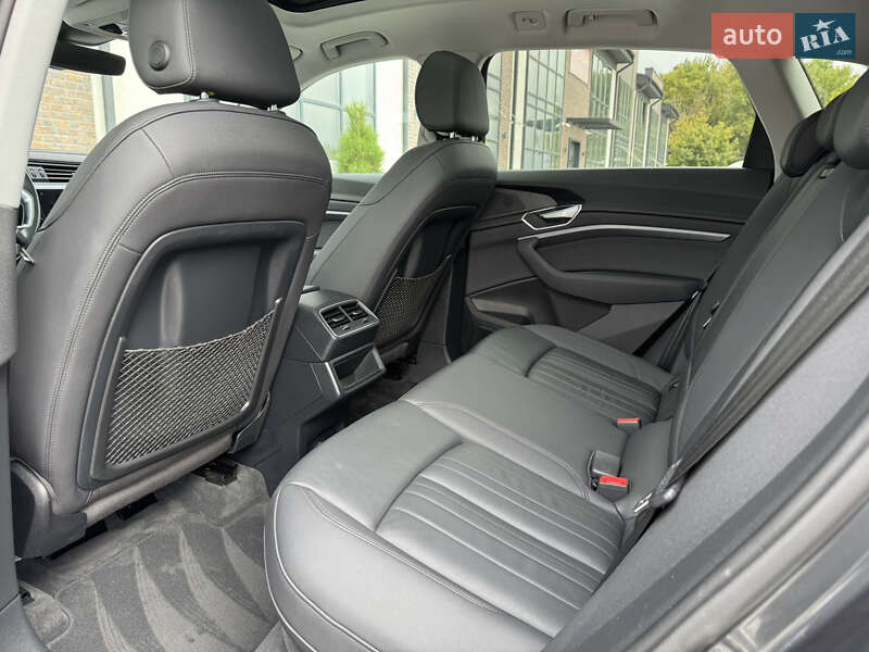 Внедорожник / Кроссовер Audi e-tron 2020 в Тернополе фото 60 Внедорожник / Кроссовер Audi e-tron 2020 в Тернополе