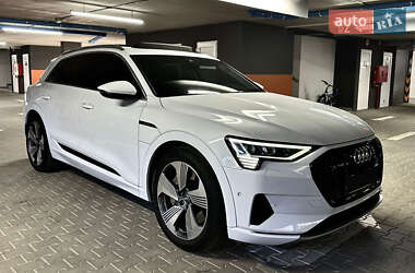 Внедорожник / Кроссовер Audi e-tron 2019 в Ужгороде