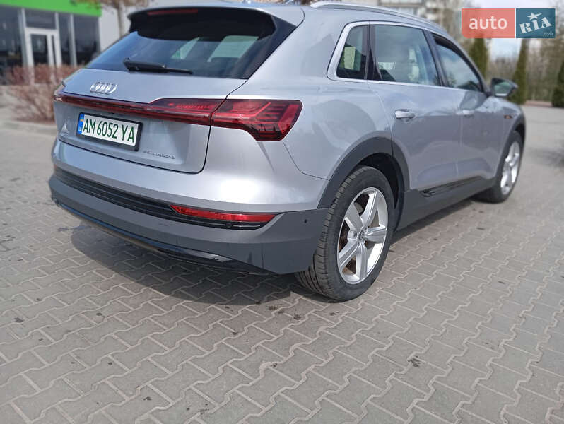 Позашляховик / Кросовер Audi e-tron 2019 в Житомирі фото 15 Позашляховик / Кросовер Audi e-tron 2019 в Житомирі