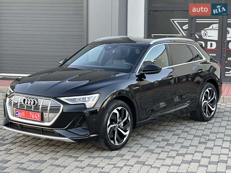 Позашляховик / Кросовер Audi e-tron 2021 в Мукачевому