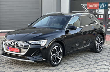 Внедорожник / Кроссовер Audi e-tron 2021 в 