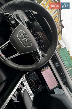Внедорожник / Кроссовер Audi e-tron 2021 в 