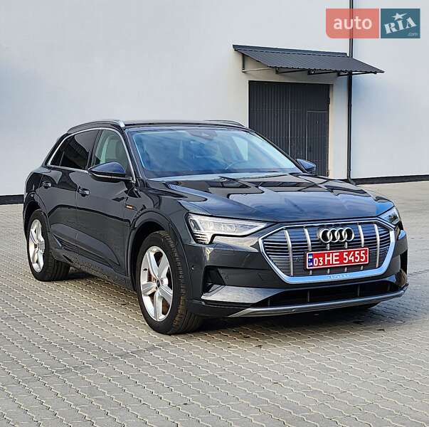 Внедорожник / Кроссовер Audi e-tron 2021 в Бориславе