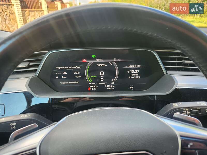 Внедорожник / Кроссовер Audi e-tron 2021 в Бориславе