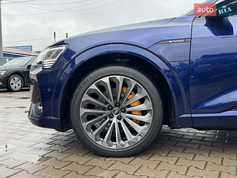 Внедорожник / Кроссовер Audi e-tron 2021 в Черновцах