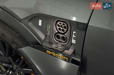 Позашляховик / Кросовер Audi e-tron 2021 в 