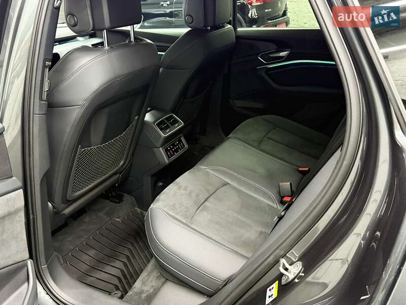 Внедорожник / Кроссовер Audi e-tron 2021 в Луцке