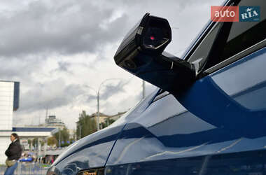 Позашляховик / Кросовер Audi e-tron 2020 в 