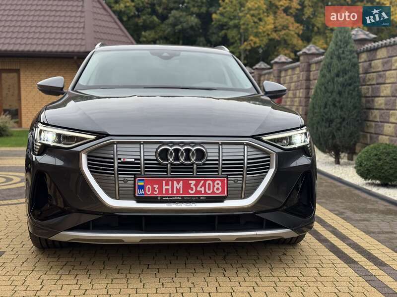 Внедорожник / Кроссовер Audi e-tron 2022 в Луцке