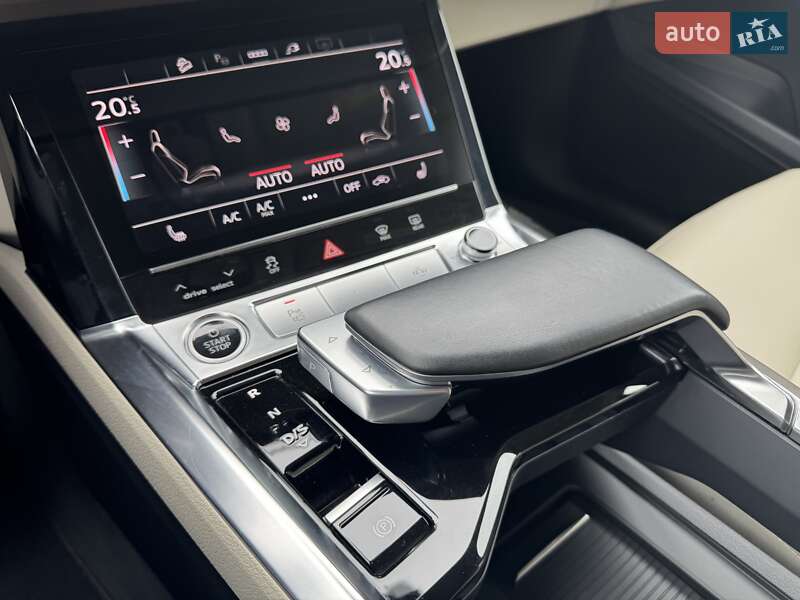 Внедорожник / Кроссовер Audi e-tron 2022 в Луцке