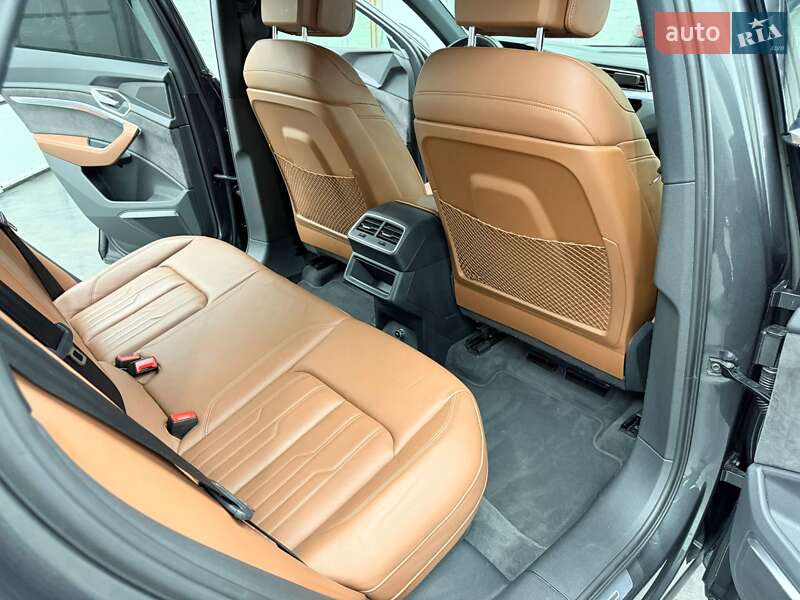 Внедорожник / Кроссовер Audi e-tron 2021 в Луцке