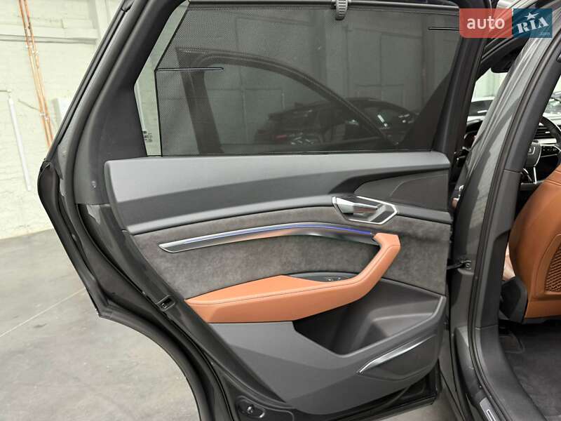 Внедорожник / Кроссовер Audi e-tron 2021 в Луцке