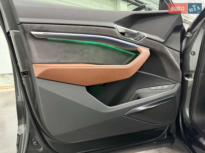 Внедорожник / Кроссовер Audi e-tron 2021 в Луцке
