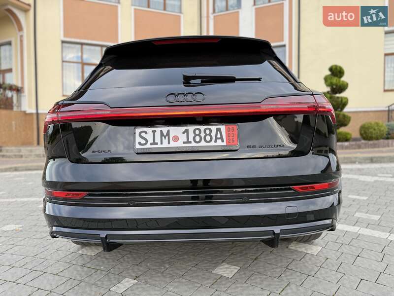 Внедорожник / Кроссовер Audi e-tron 2022 в Дрогобыче фото 12 Внедорожник / Кроссовер Audi e-tron 2022 в Дрогобыче
