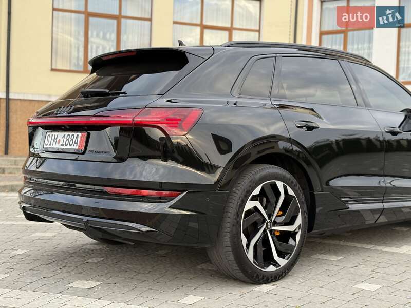 Внедорожник / Кроссовер Audi e-tron 2022 в Дрогобыче фото 24 Внедорожник / Кроссовер Audi e-tron 2022 в Дрогобыче