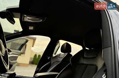 Внедорожник / Кроссовер Audi e-tron 2022 в 