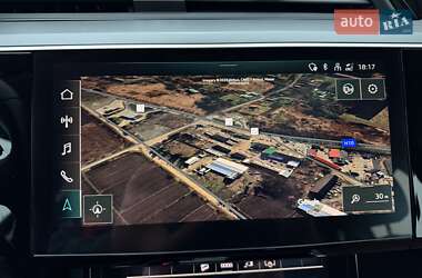Внедорожник / Кроссовер Audi e-tron 2021 в 