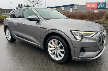 Позашляховик / Кросовер Audi e-tron 2019 в Чернівцях