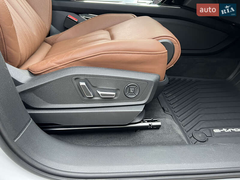 Внедорожник / Кроссовер Audi e-tron 2021 в Тернополе