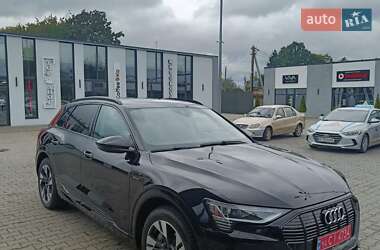 Позашляховик / Кросовер Audi e-tron 2021 в Дніпрі