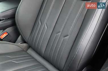 Внедорожник / Кроссовер Audi e-tron 2020 в 