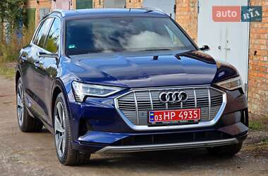 Внедорожник / Кроссовер Audi e-tron 2020 в 