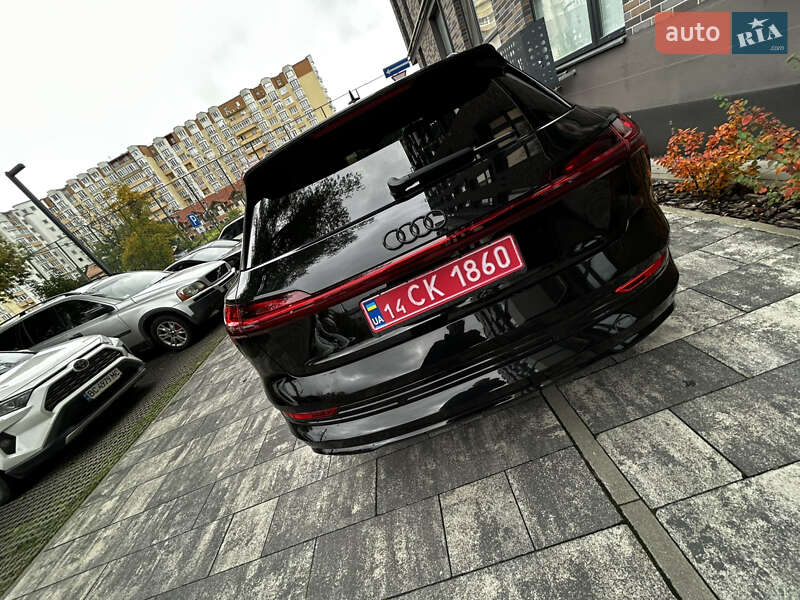 Внедорожник / Кроссовер Audi e-tron 2019 в Львове