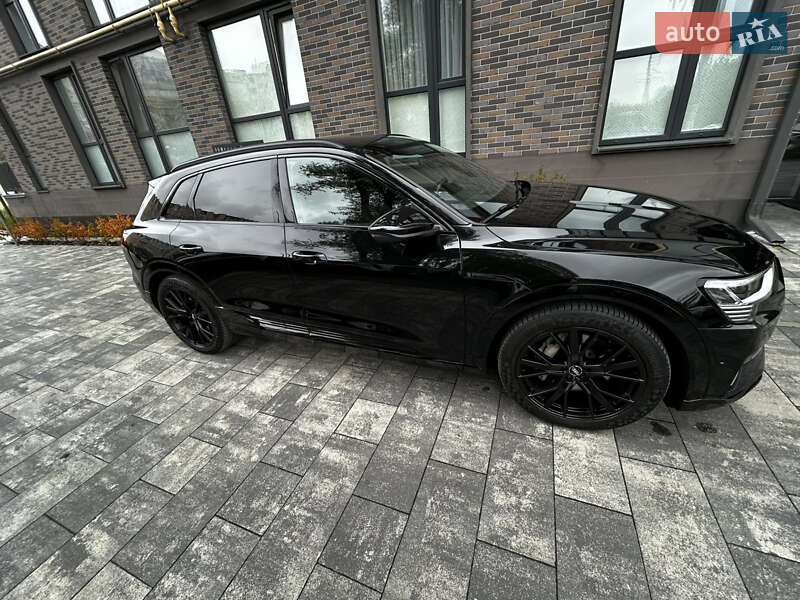 Внедорожник / Кроссовер Audi e-tron 2019 в Львове