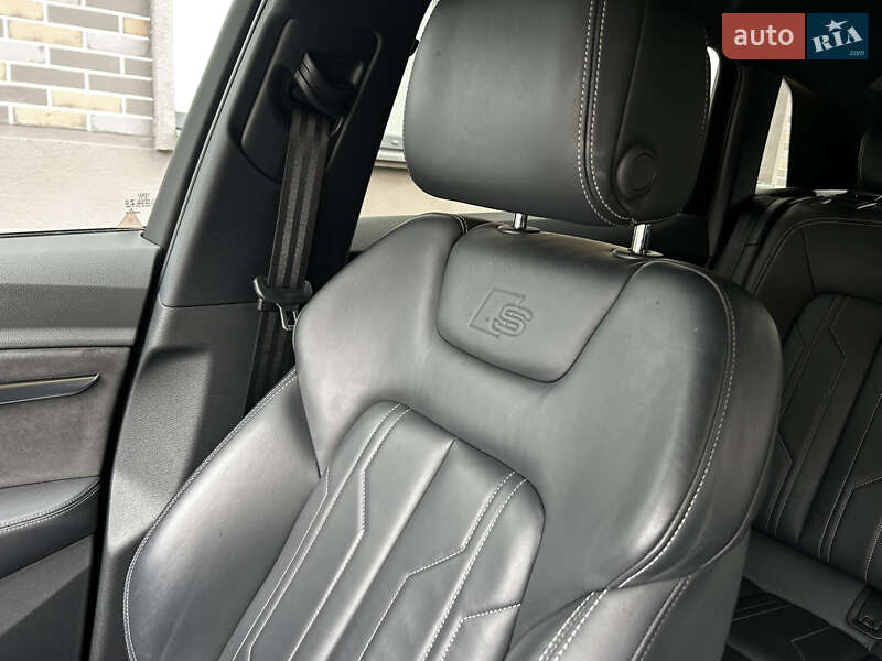 Внедорожник / Кроссовер Audi e-tron 2019 в Львове