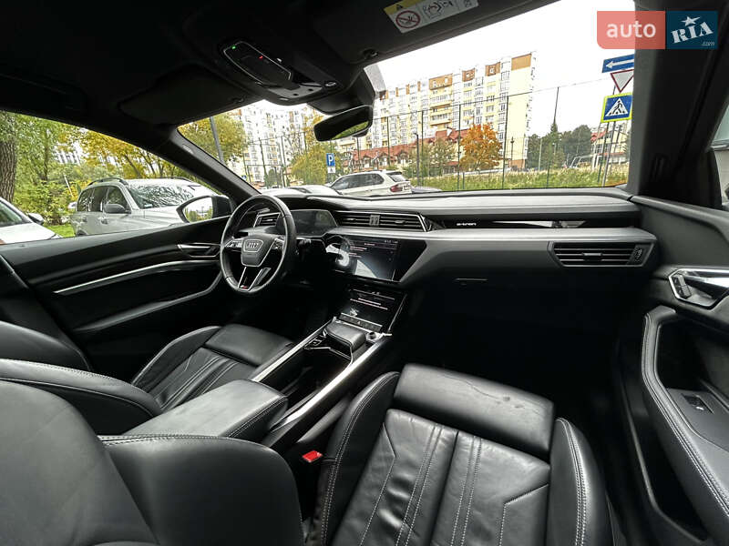 Внедорожник / Кроссовер Audi e-tron 2019 в Львове