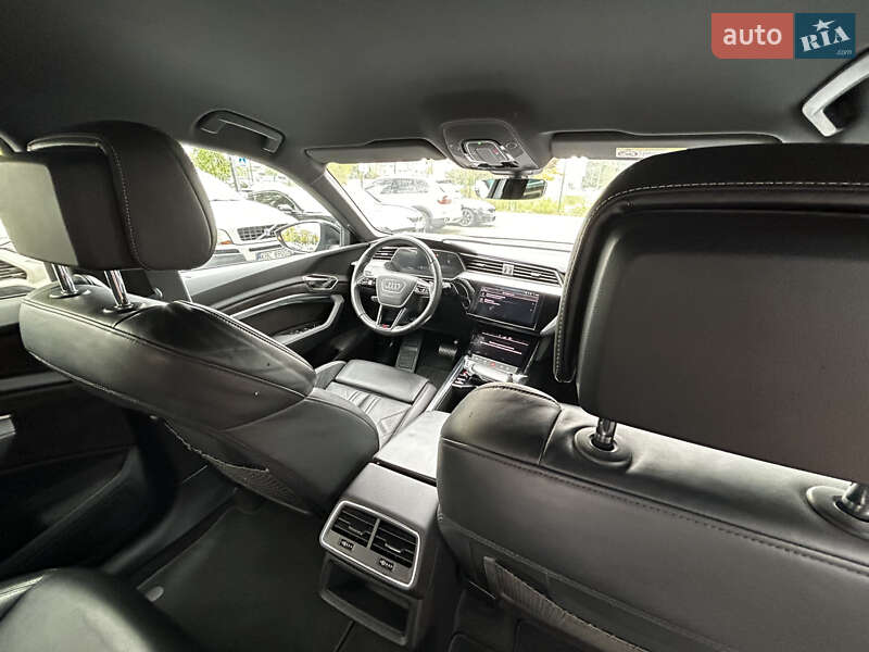 Внедорожник / Кроссовер Audi e-tron 2019 в Львове