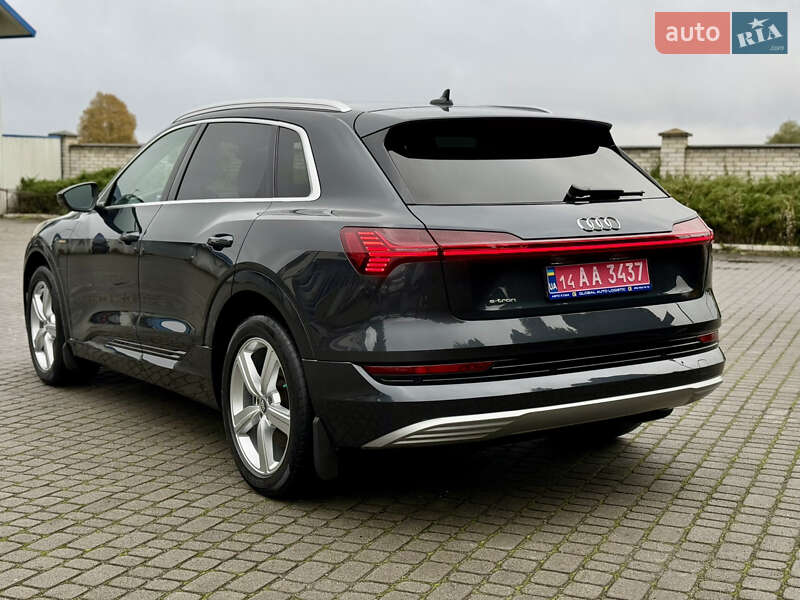 Внедорожник / Кроссовер Audi e-tron 2019 в Львове
