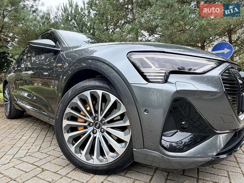 Позашляховик / Кросовер Audi e-tron 2020 в Дрогобичі
