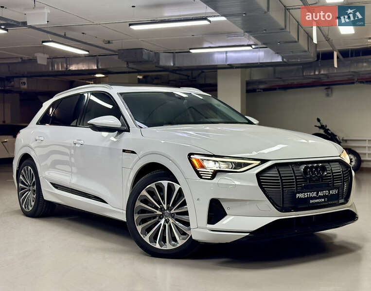 Позашляховик / Кросовер Audi e-tron 2019 в Києві
