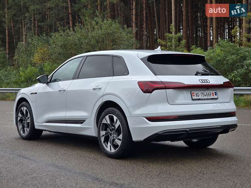 Внедорожник / Кроссовер Audi e-tron 2021 в Ковеле