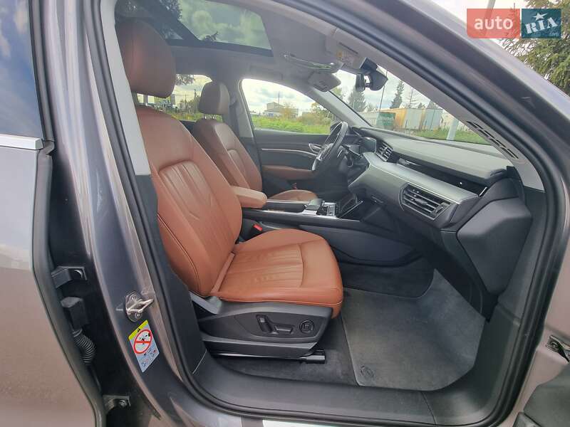 Внедорожник / Кроссовер Audi e-tron 2020 в Коломые фото 24 Внедорожник / Кроссовер Audi e-tron 2020 в Коломые