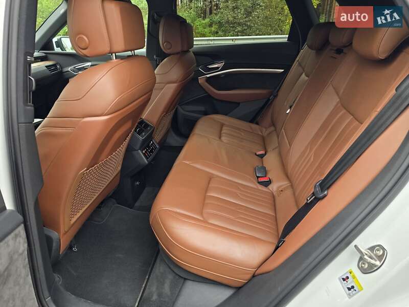 Внедорожник / Кроссовер Audi e-tron 2021 в Ковеле