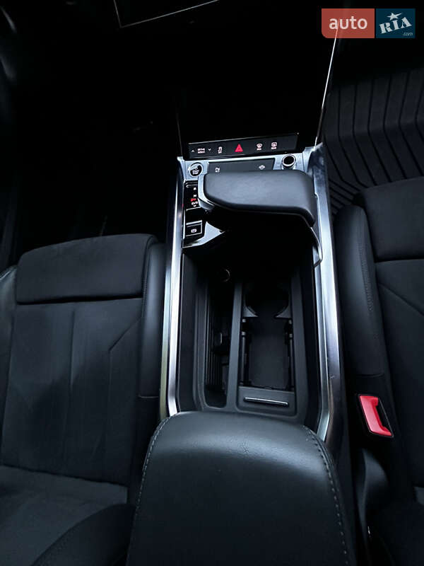 Позашляховик / Кросовер Audi e-tron 2023 в Києві