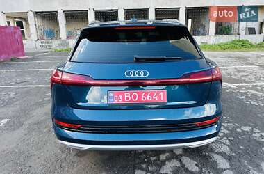 Внедорожник / Кроссовер Audi e-tron 2020 в 