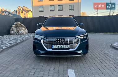 Внедорожник / Кроссовер Audi e-tron 2019 в 