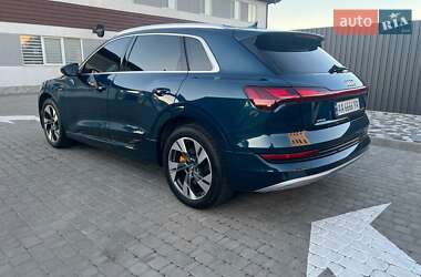 Внедорожник / Кроссовер Audi e-tron 2019 в 