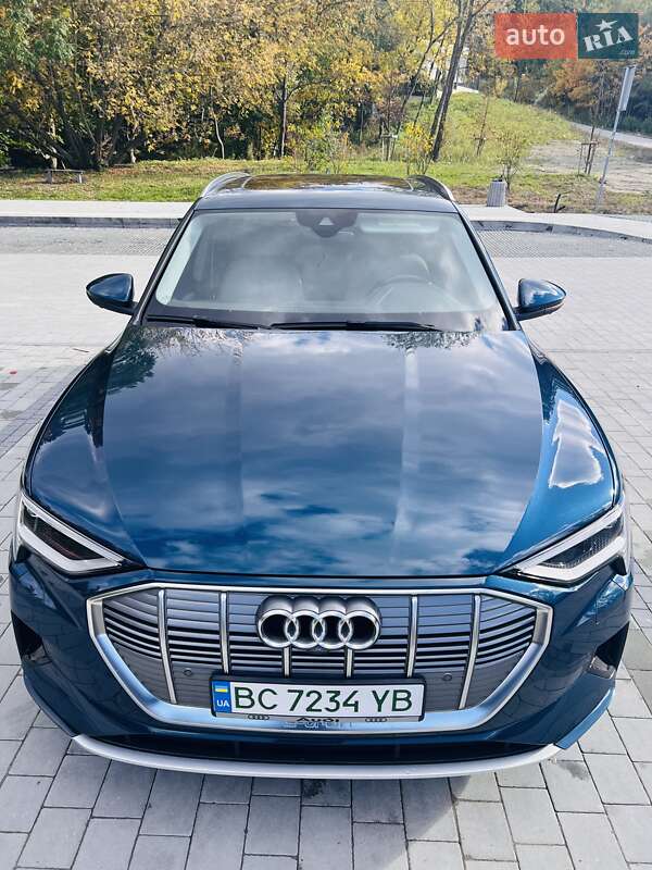 Внедорожник / Кроссовер Audi e-tron 2019 в Львове
