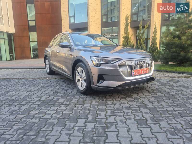 Позашляховик / Кросовер Audi e-tron 2020 в Хмельницькому