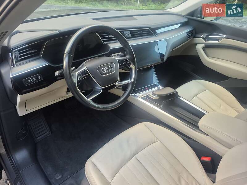 Позашляховик / Кросовер Audi e-tron 2020 в Хмельницькому